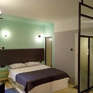 Agias Sofias Square Stunning Διαμέρισμα